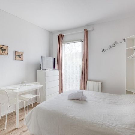 Le Petit Magny Apartamento Exterior foto