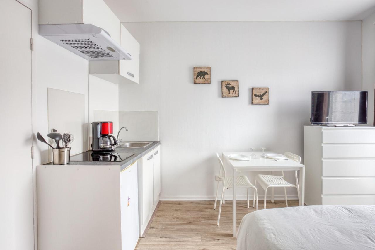 Le Petit Magny Apartamento Exterior foto